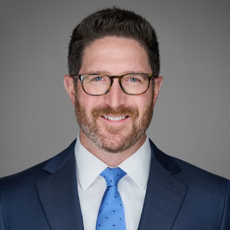 LinkedIn crop example
